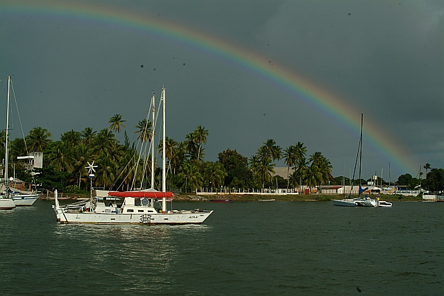 AORAI unterm Regenbogen