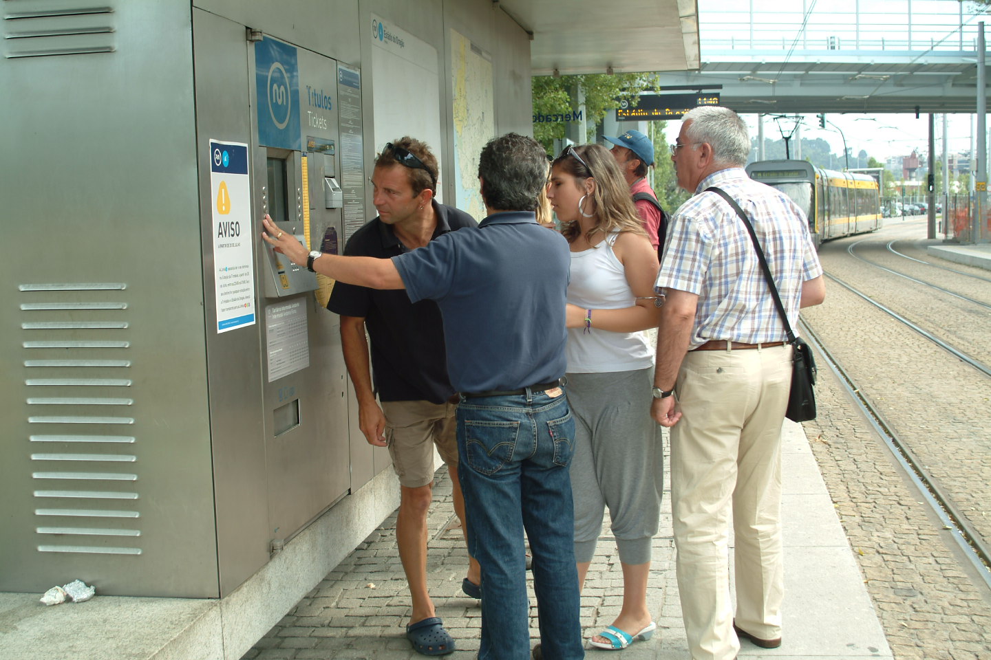 Ticketkauf fr Metro nach Porto