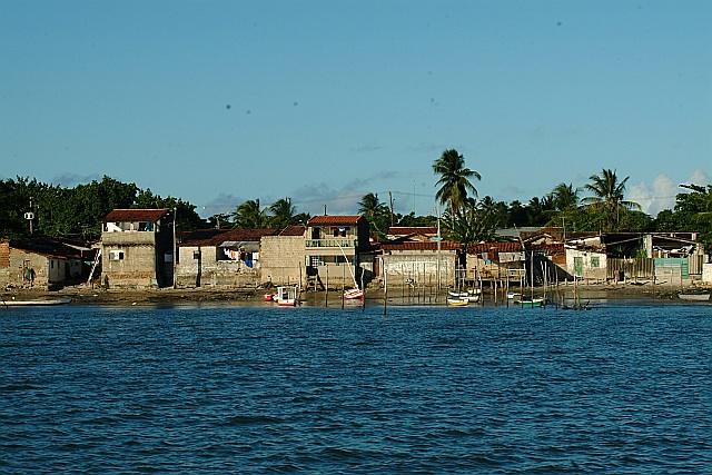 Flussufer des Rio Paraiba