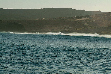 Brandung in der Bucht von Cap Fortas