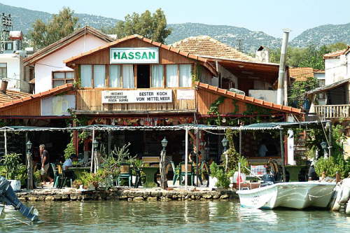 16.09. Hassan�s Restaurant