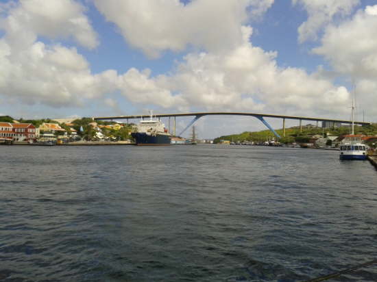 17.Zufahrt am Schottegat in Willemstadt