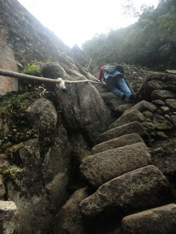 9.7.Steiler Aufstieg