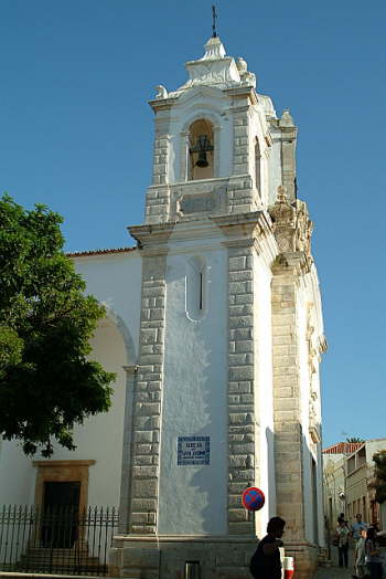 18.09. Kirchen gibt�s auch